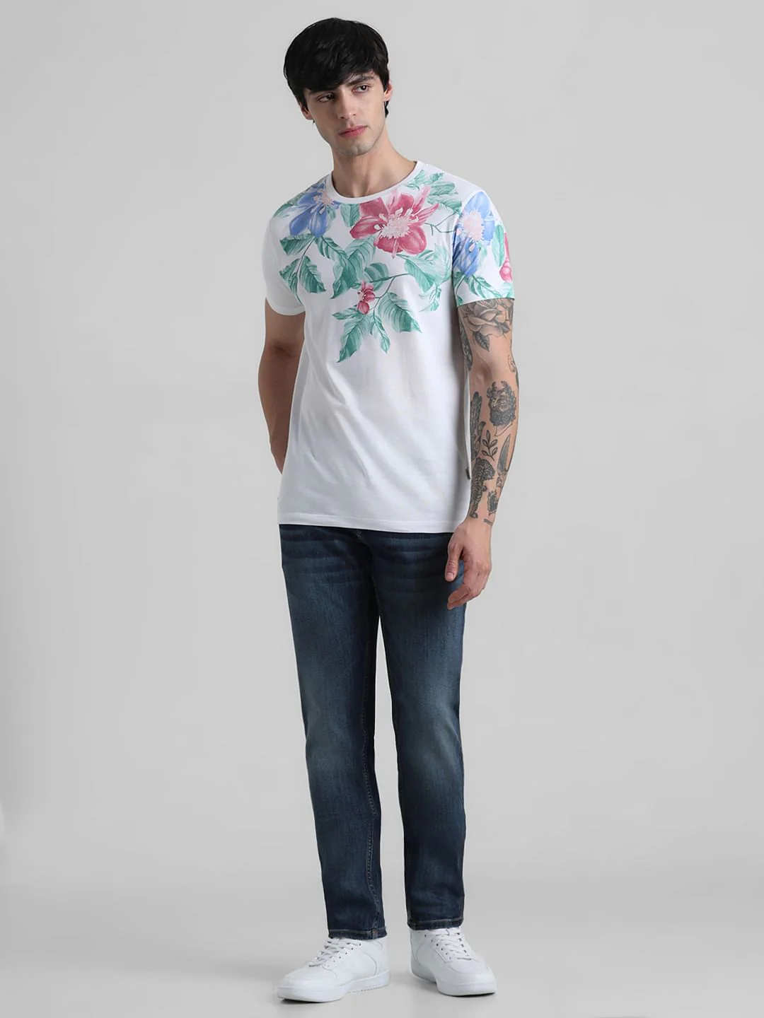 White Floral Print Crew Neck T-shirt - Image 6