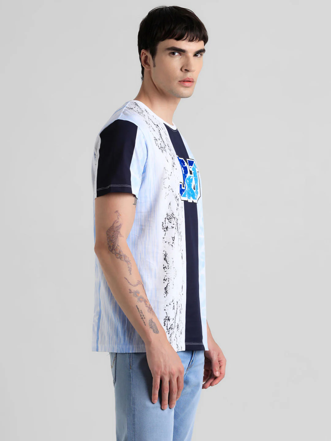 Blue Colourblocked Crew Neck T-shirt - Image 3