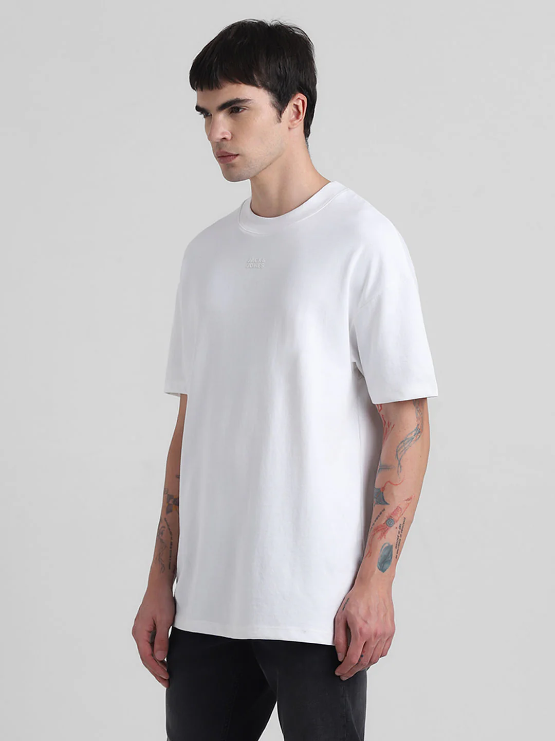 Knitted Crew Neck T-shirt - White - Image 3