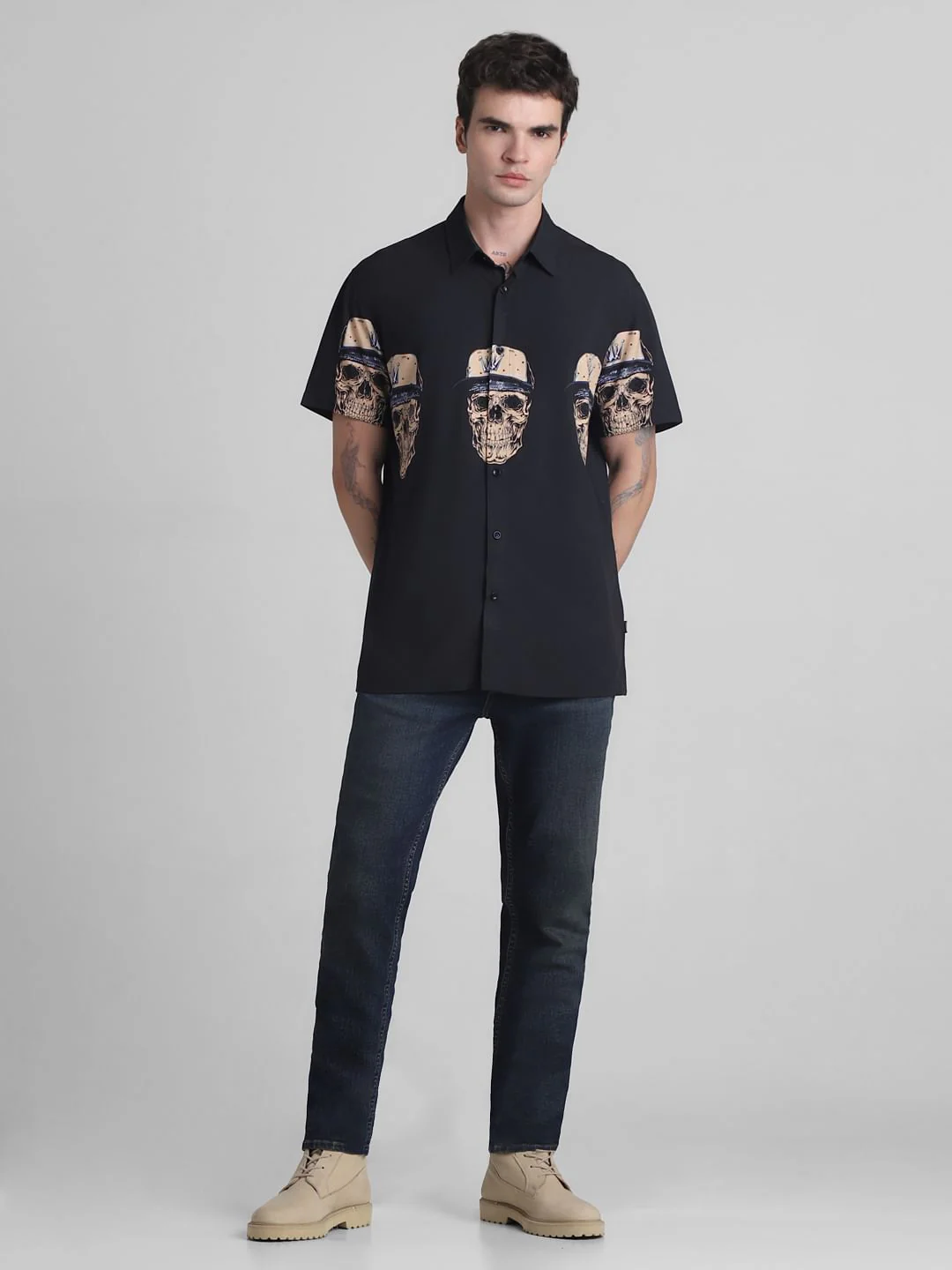 Black Embellished Print Short Sleeves Shirt - Image 6