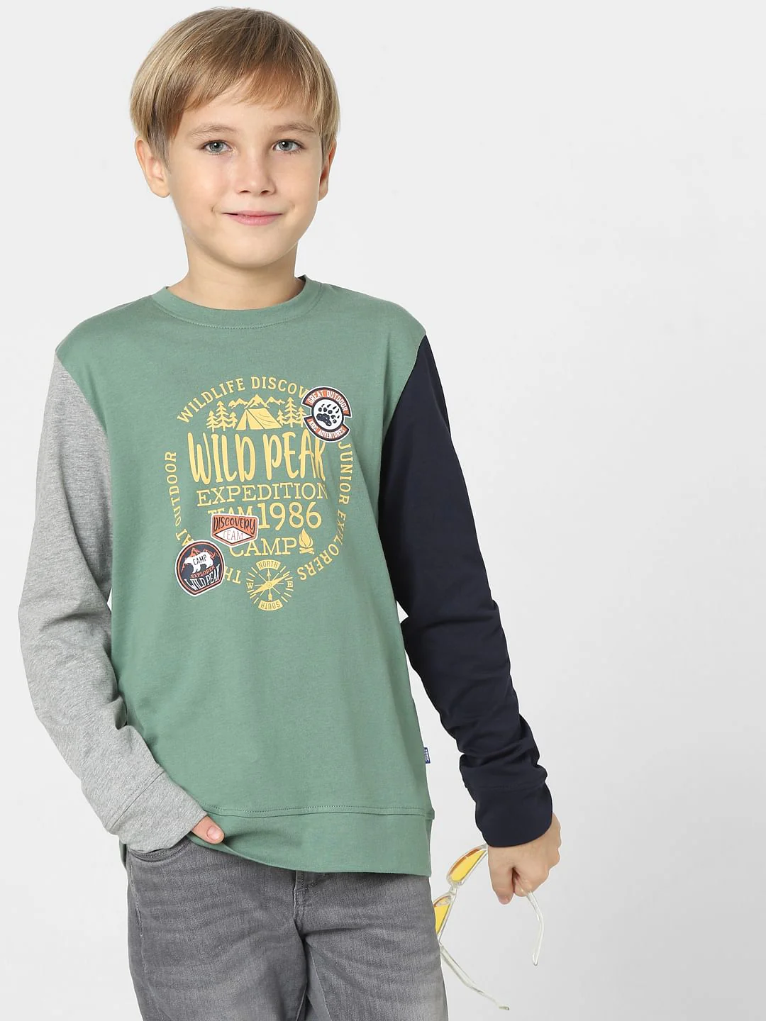 Boys Green Colourblocked Printed T-shirt