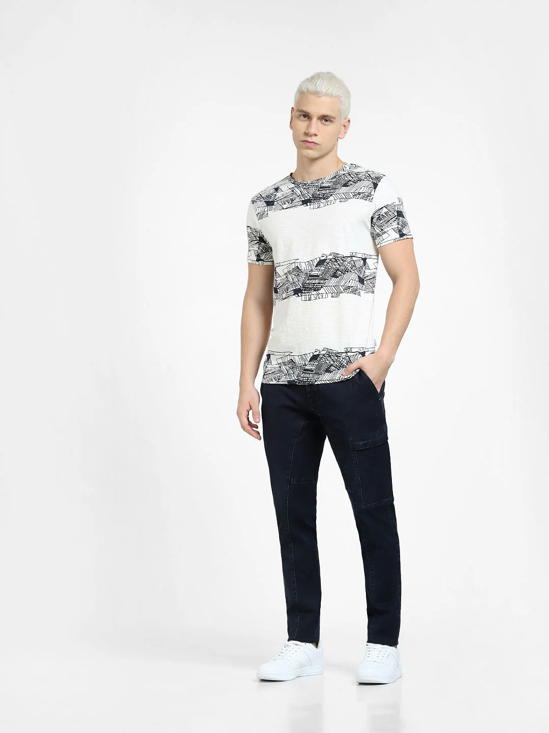 White Printed Crew Neck T-shirt - Image 6