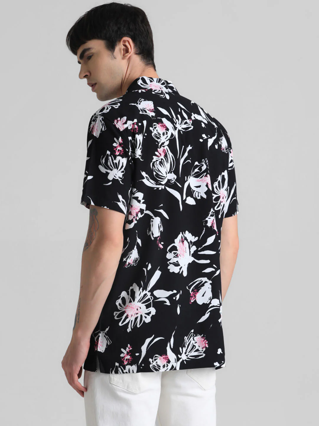 Black Floral Short Sleeves Shirt - Image 4