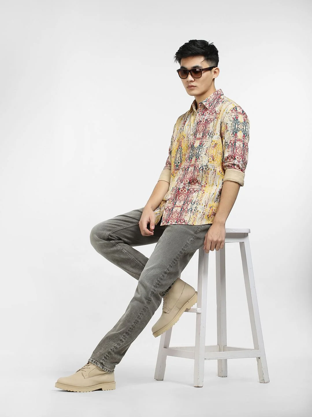 Dark Beige Low Rise Washed Tim Anti Fit Jeans