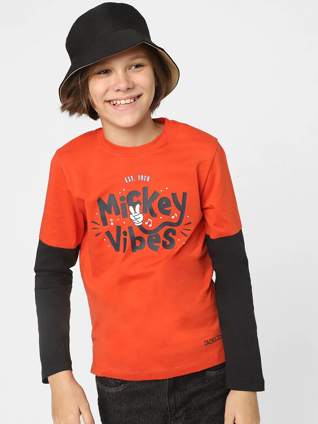 Boys Red Mickey Text Print T-shirt