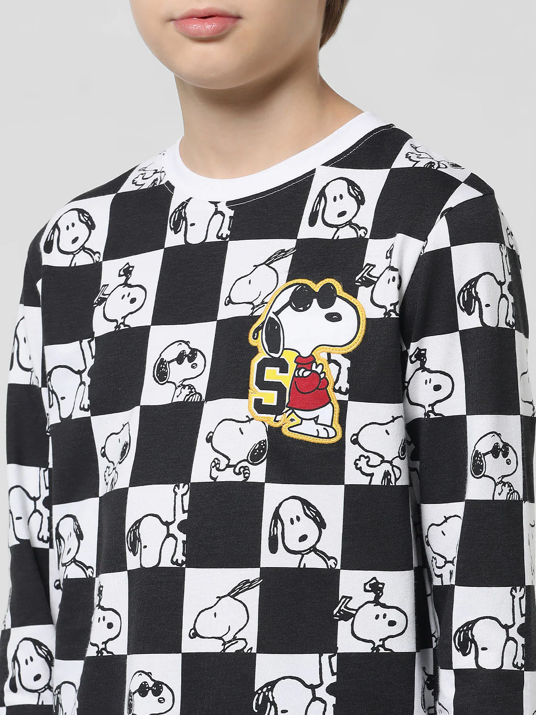 x Peanuts White Chess Print Crew Neck T-shirt - Image 4