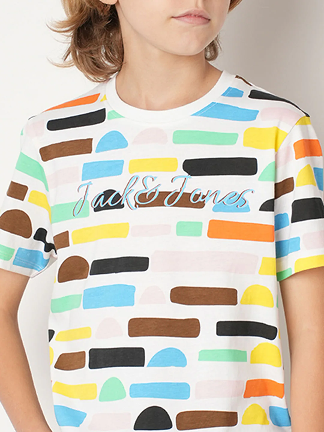 Boys White Printed Crew Neck T-shirt - Image 6