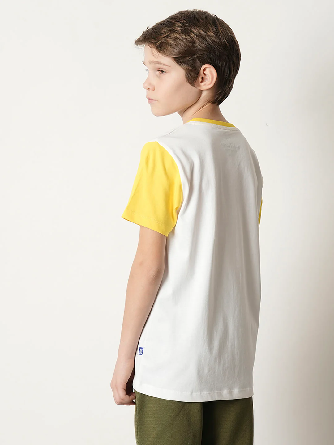 Boys White Colourblocked T-shirt - Image 4