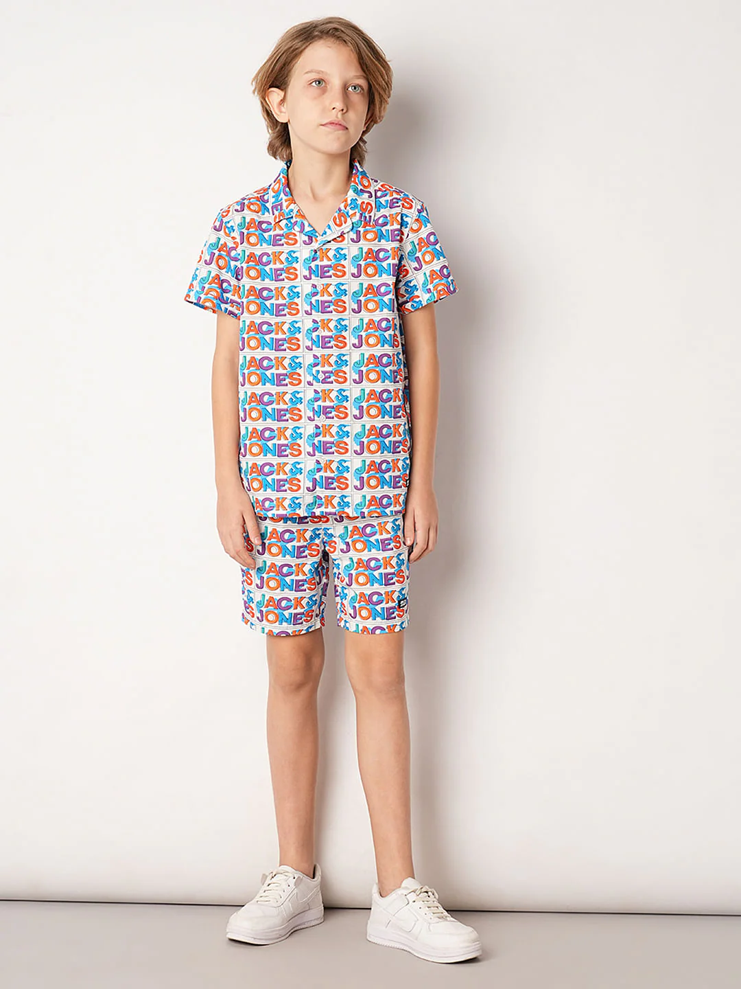 White Logo Print Co-ord Set Shorts - Image 5