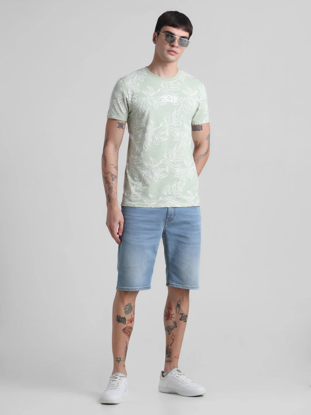 Blue Washed Denim Shorts - Image 5