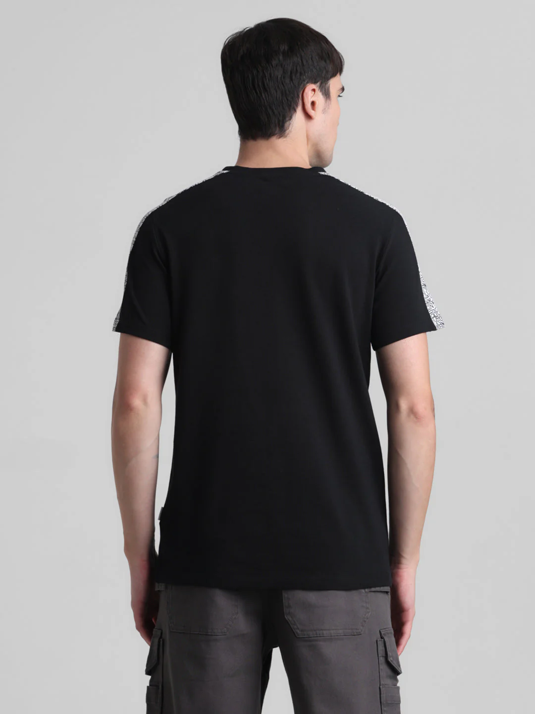 Black Contrast Tape T-shirt - Image 4