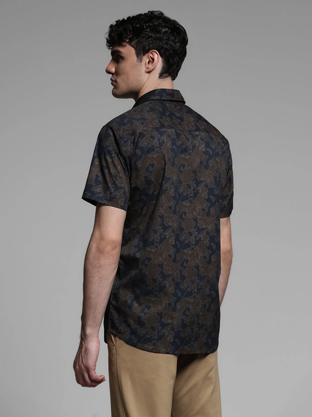 Brown Printed Slim Fit Short Sleeves Shirt - Image 4