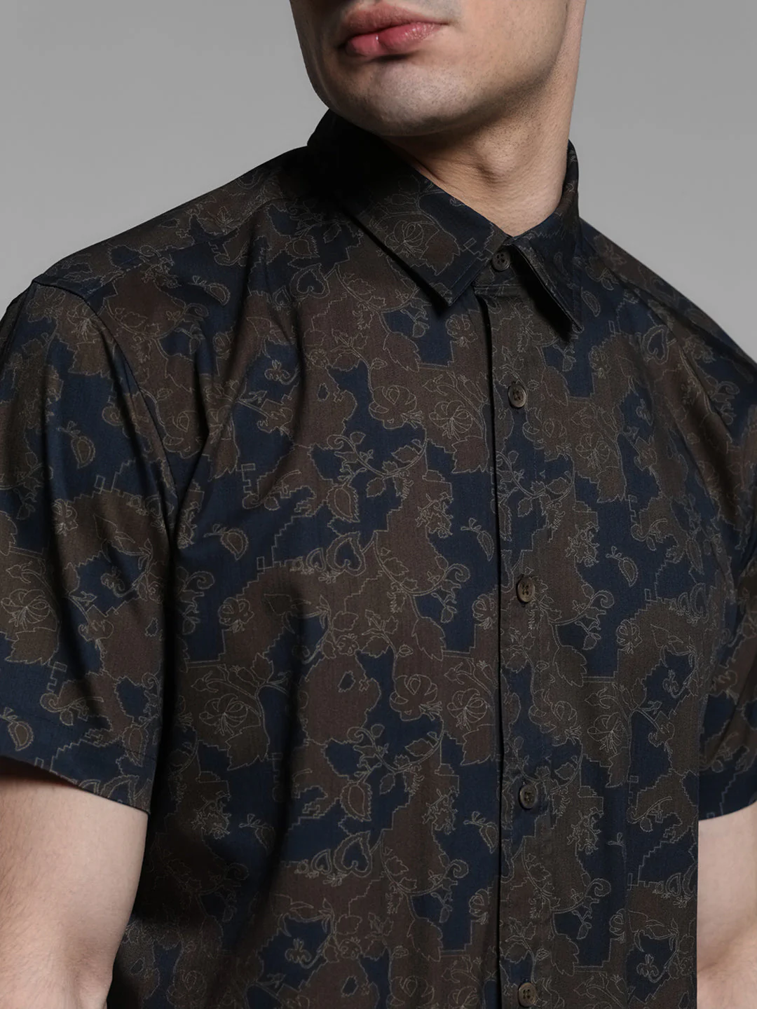 Brown Printed Slim Fit Short Sleeves Shirt - Image 5