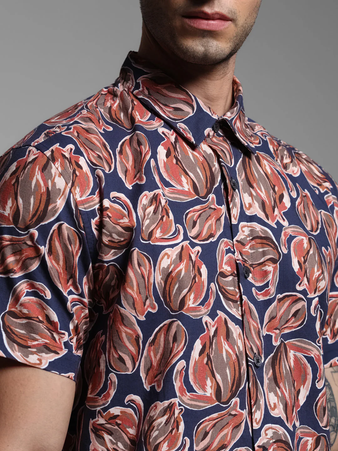 Blue Floral Short Sleeves Shirt - Image 5