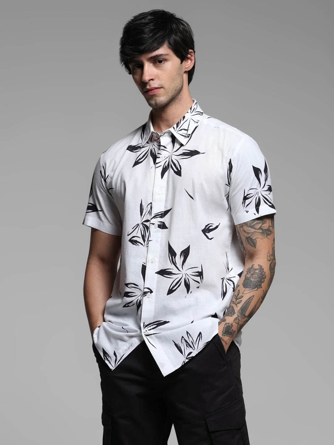 White Floral Short Sleeves Shirt - Image 2