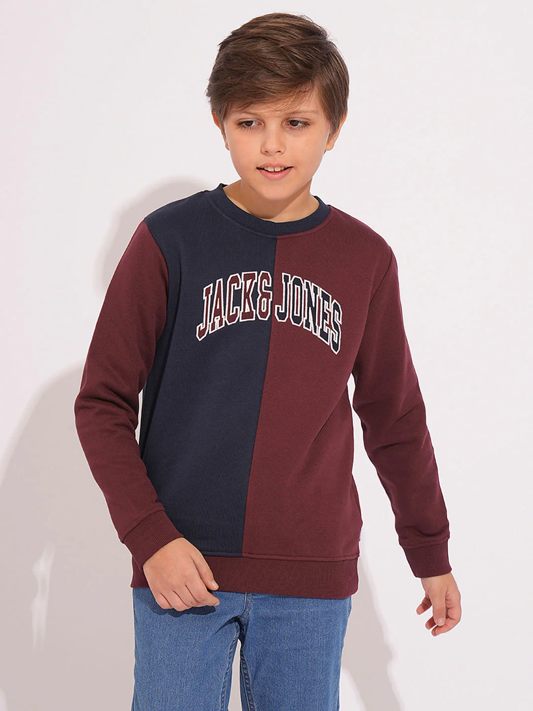 Boys Maroon Colourblocked Sweatshirt - Image 2