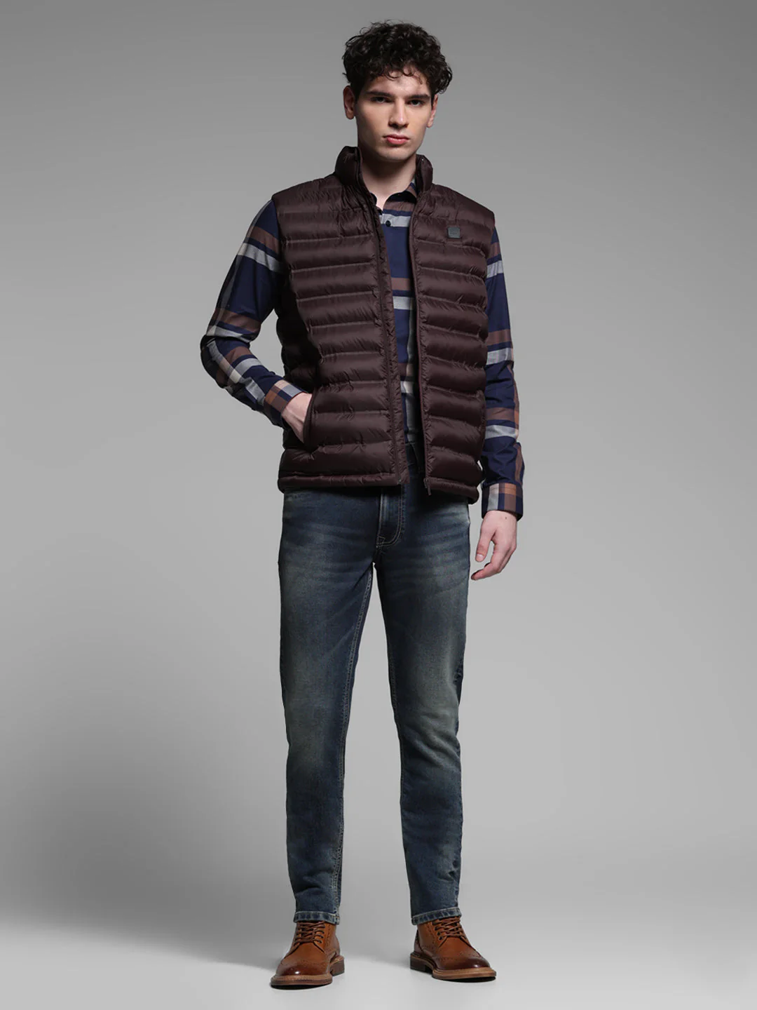 Maroon High Neck Puffer Vest Jacket - Image 6