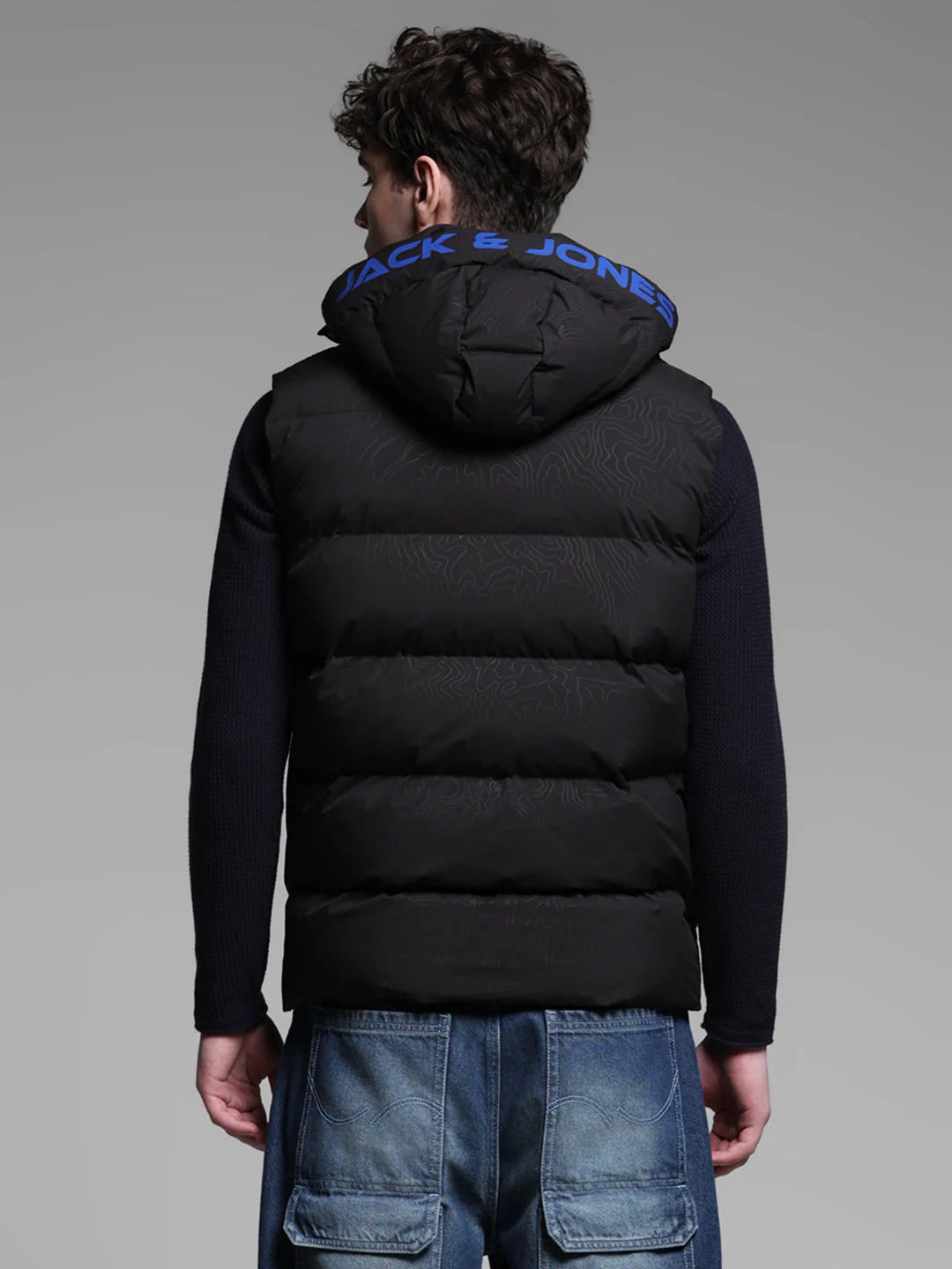 Hooded Puffer Vest Jacket - Image 4