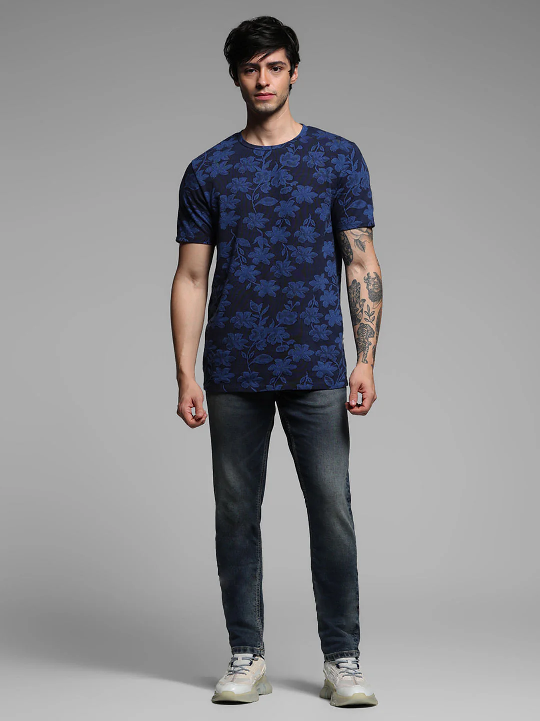 Dark Blue Floral Crew Neck T-shirt - Image 6
