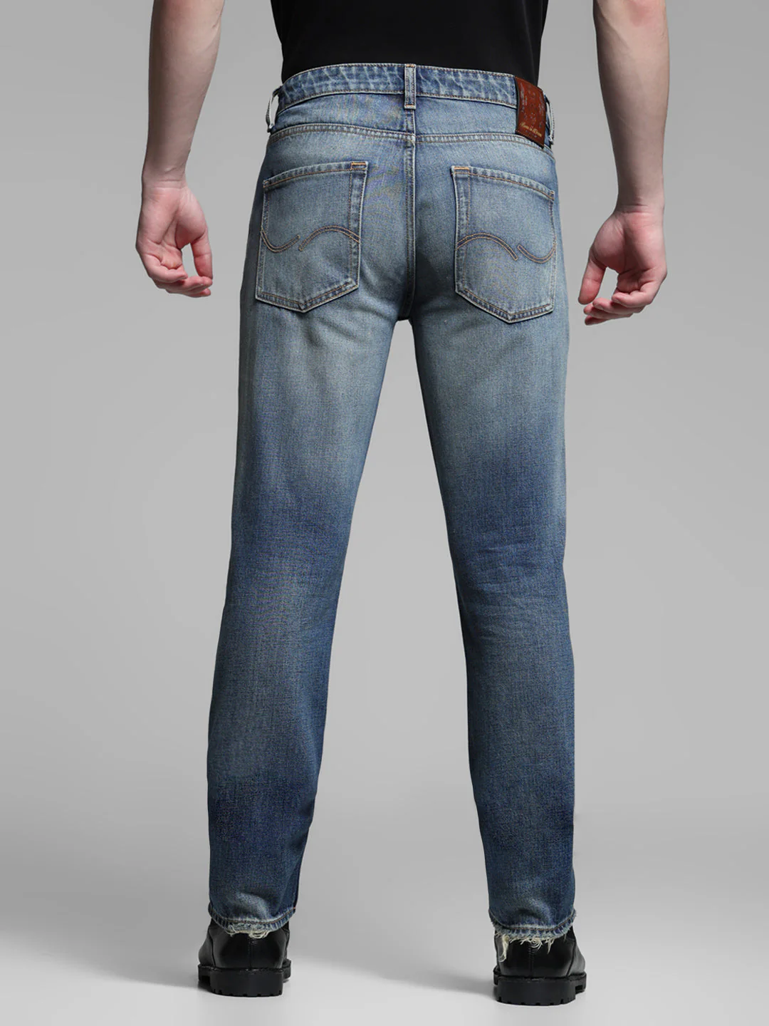 Men's Medium Blue Denim Straight Fit Distressed Jeans - Image 10