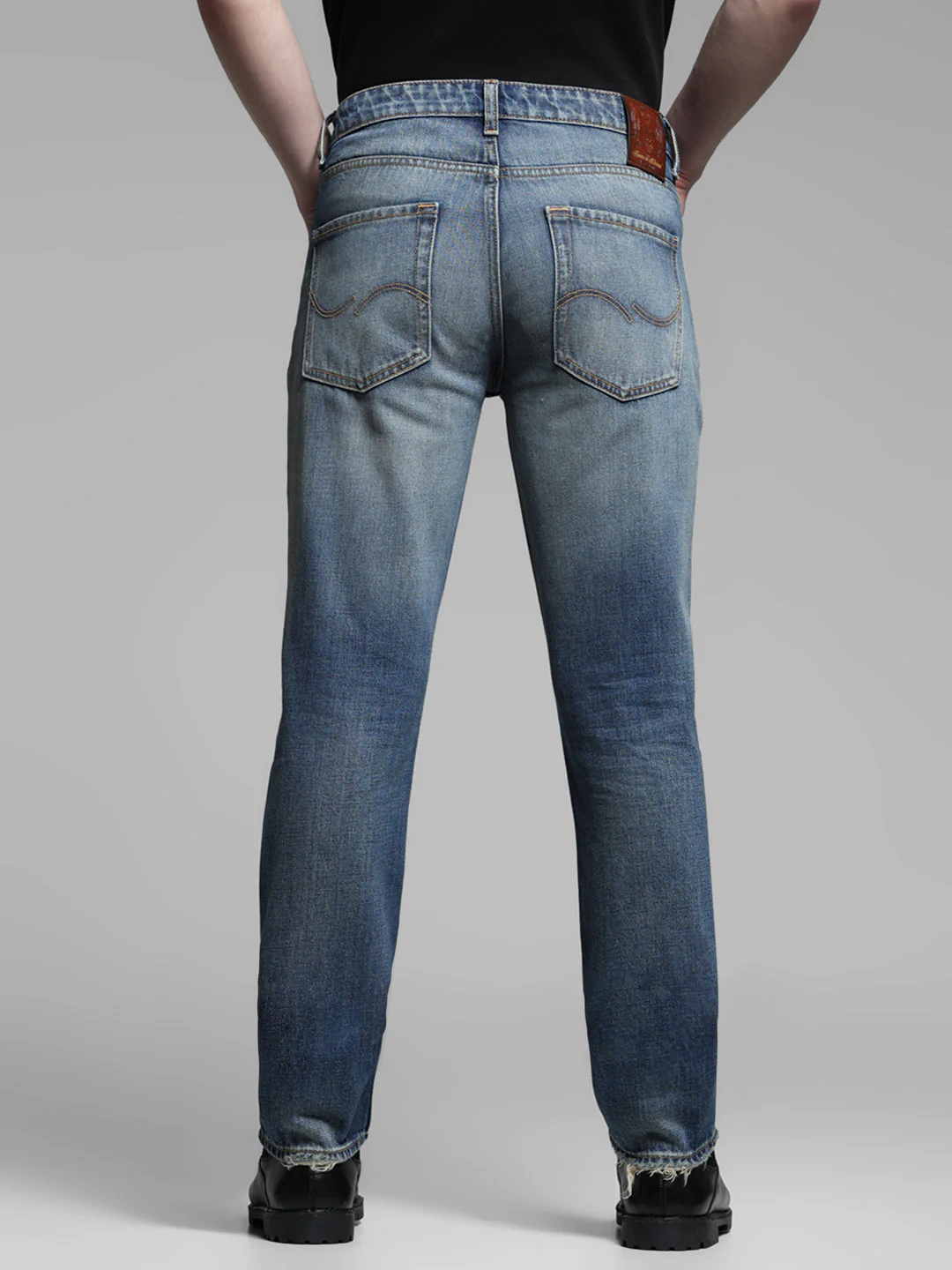Men's Medium Blue Denim Straight Fit Distressed Jeans - Image 3