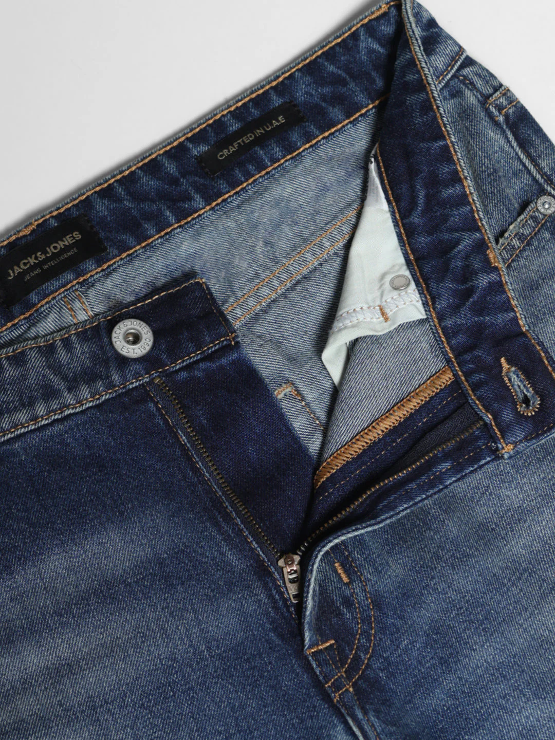 Men's Medium Blue Denim Straight Fit Distressed Jeans - Image 6