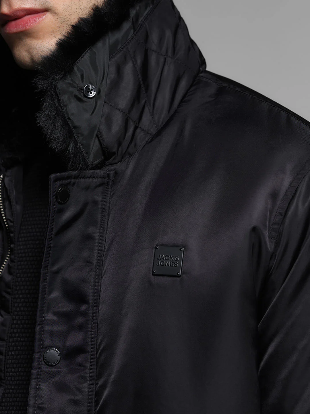 Black Fur Trim Puffer Jacket - Image 5