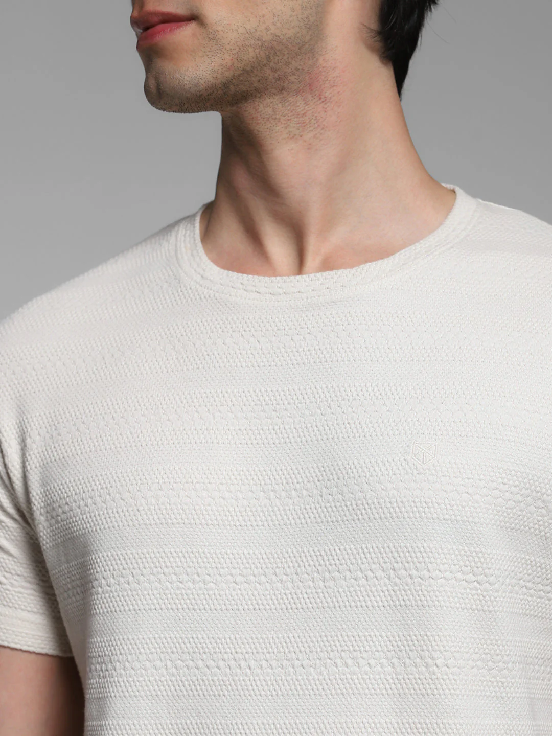 Jacquard Crew Neck T-Shirt - Image 5