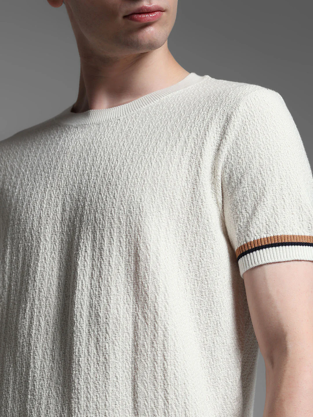 White Knitted Crew Neck Pullover - Image 5
