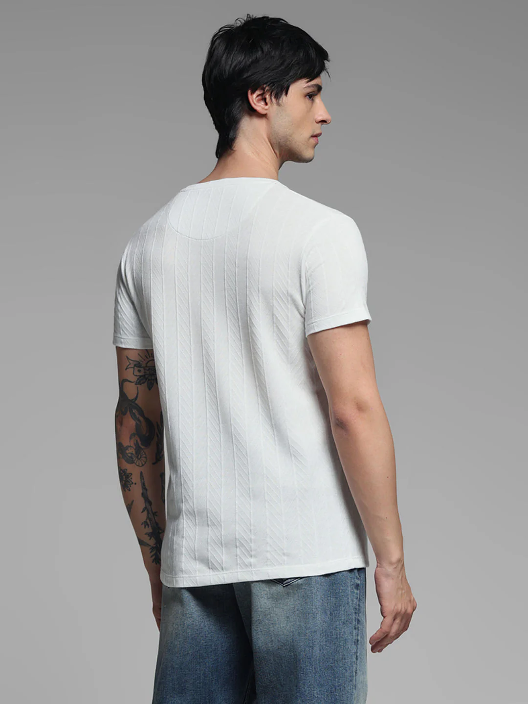 WHITE CREW NECK T-SHIRT - Image 4