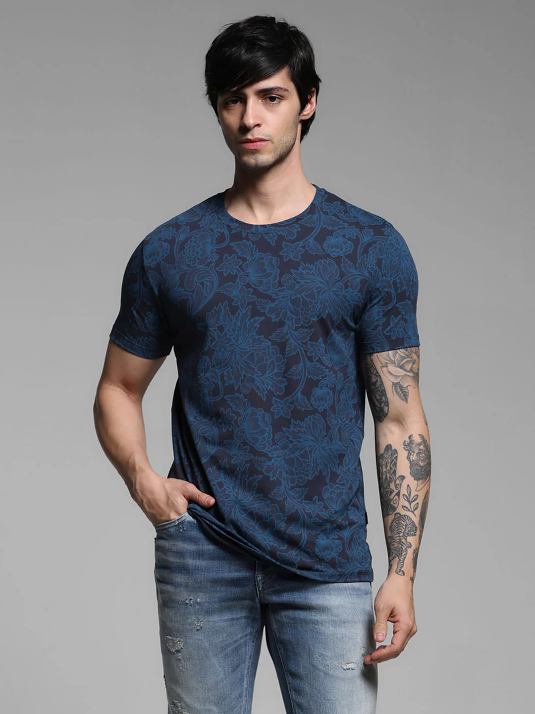 Blue Floral Print Slim Fit T-Shirt - Image 2