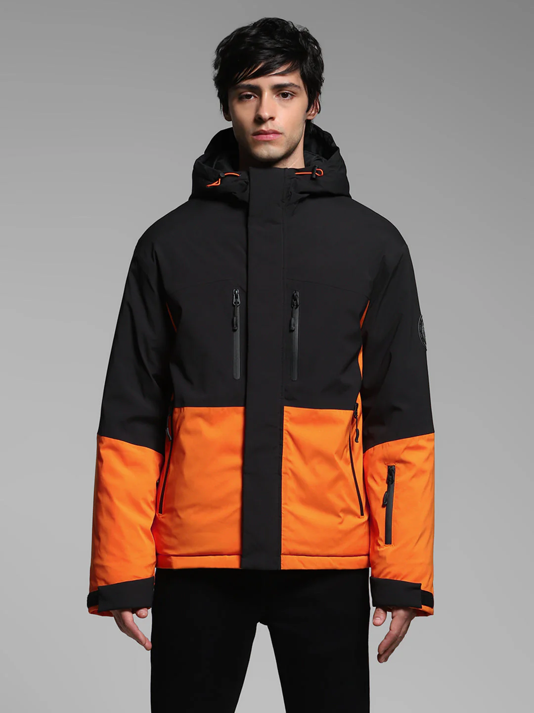 Men's Colourblocked Hooded Puffer Jacket With Zip Pockets - Image 8