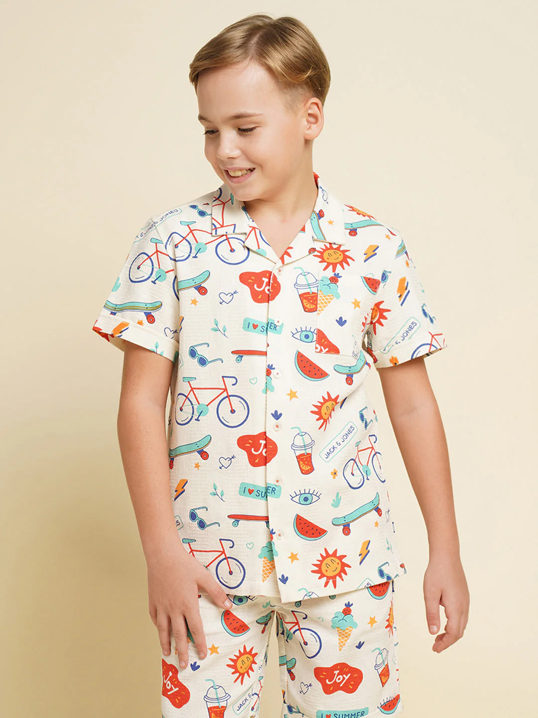 Boys Cotton Printed Resort Collar Shirt In White - Image 2