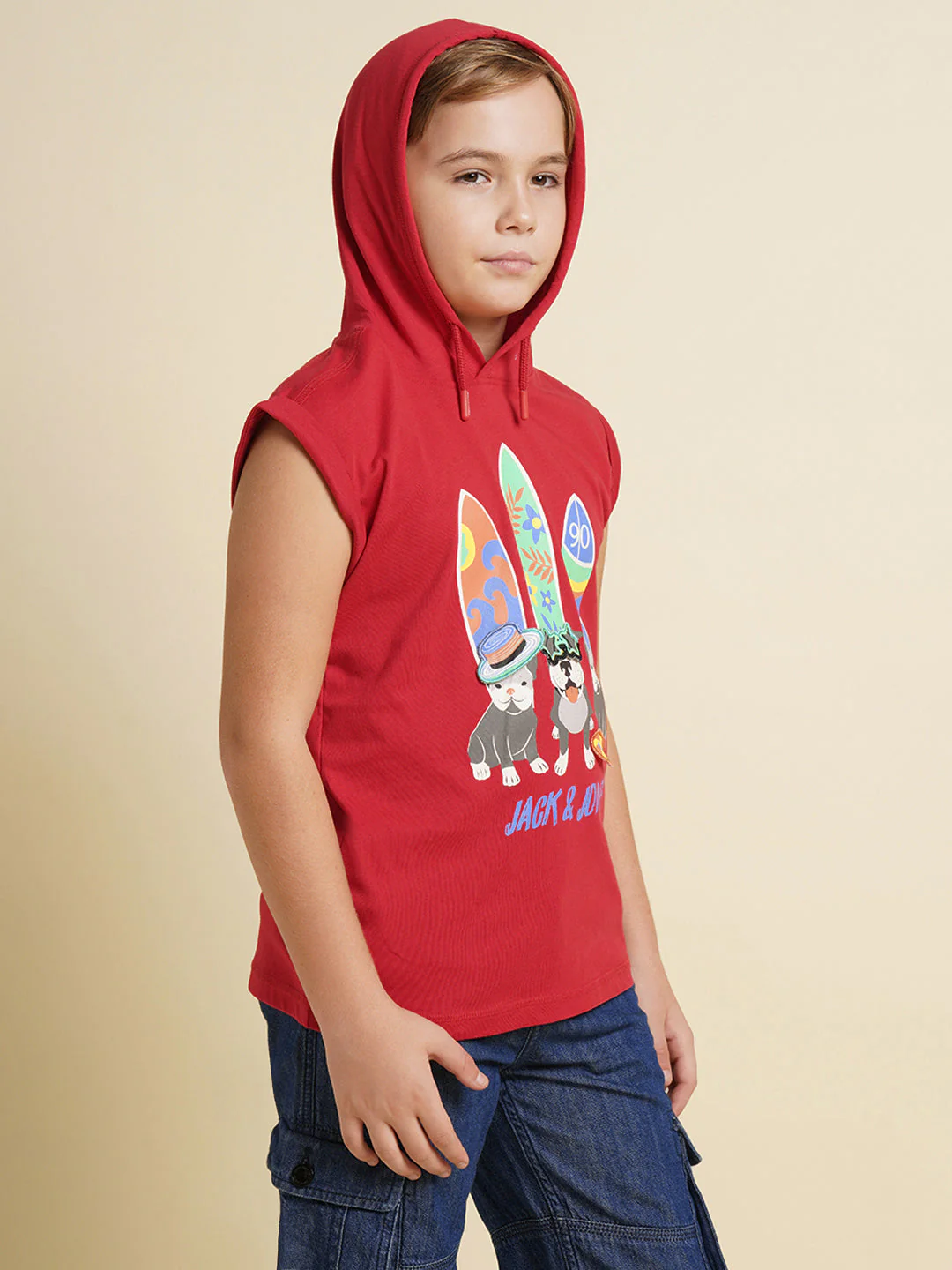 Boys Cotton Hooded Tank Top With Chest Graphic Print In Red - Image 3
