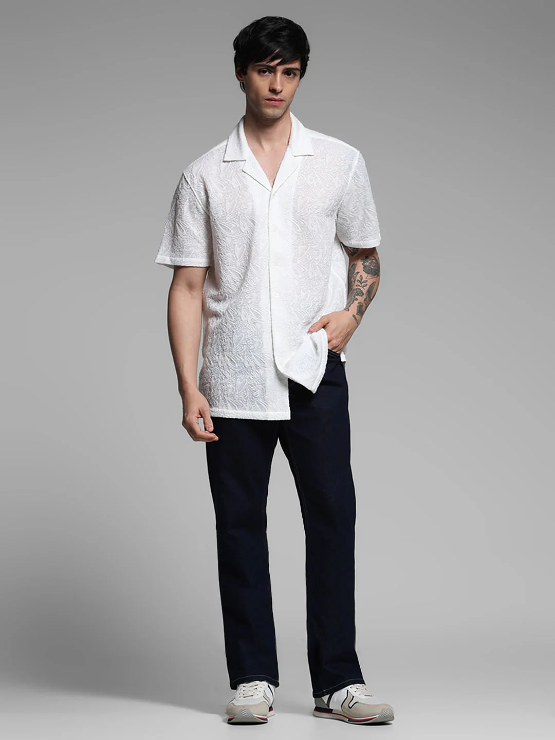 White Resort Collar Textured Shirt - Image 6