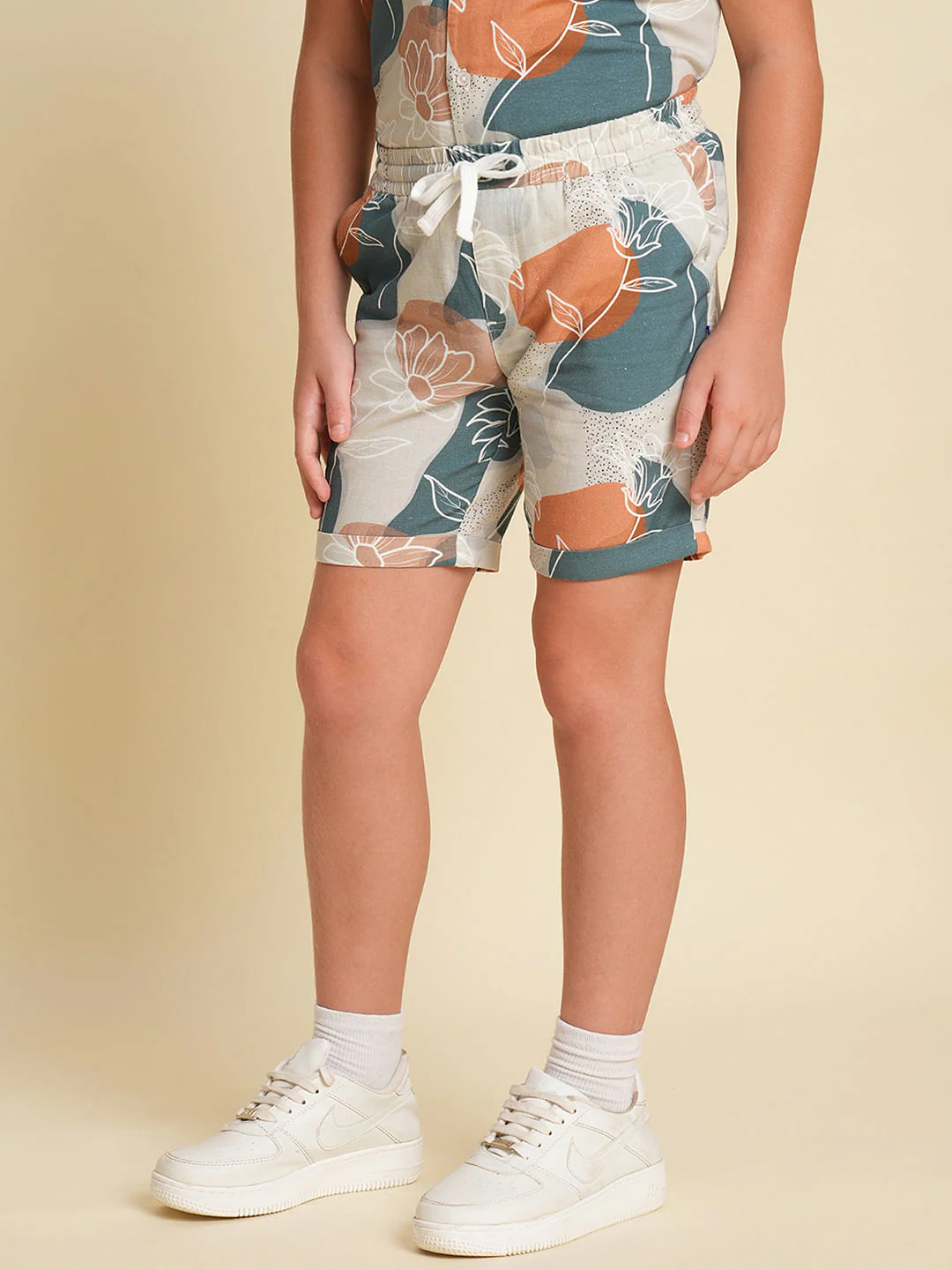 Boys Green Printed Co-ord Set Shorts - Image 3
