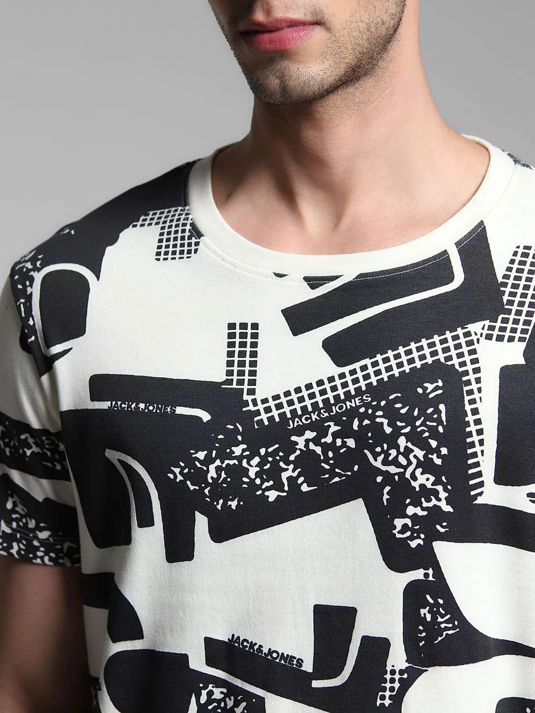 White Printed Cotton T-shirt - Image 5
