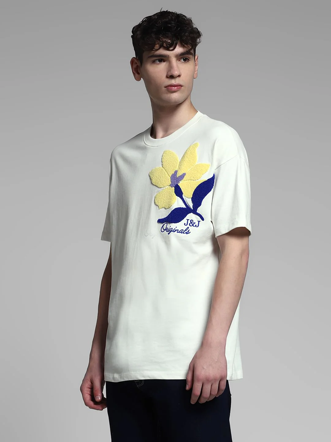 White Embroidered Print Cotton T-Shirt - Image 3