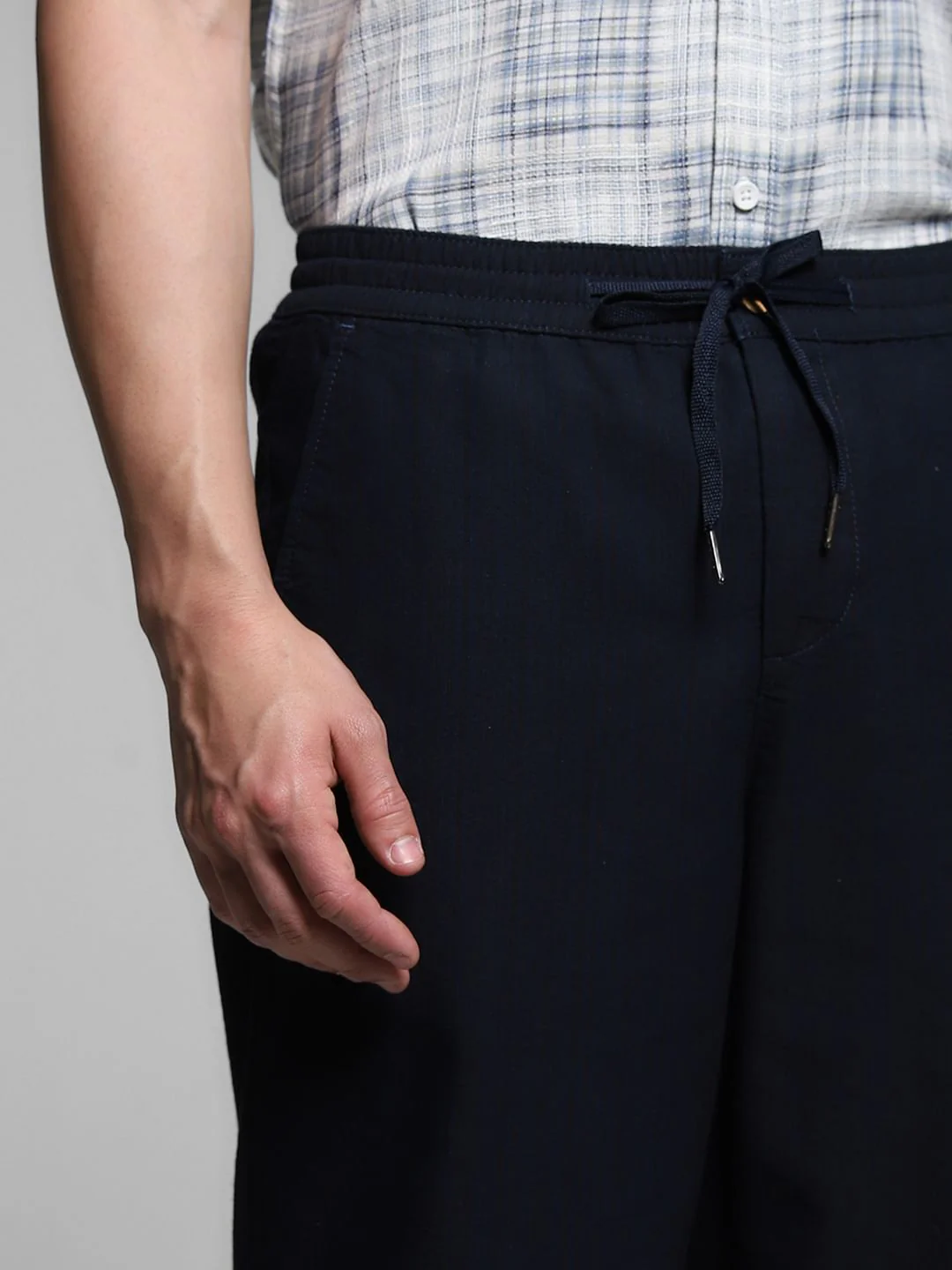 Navy Blue Mid Rise Slim Fit Pants - Image 4