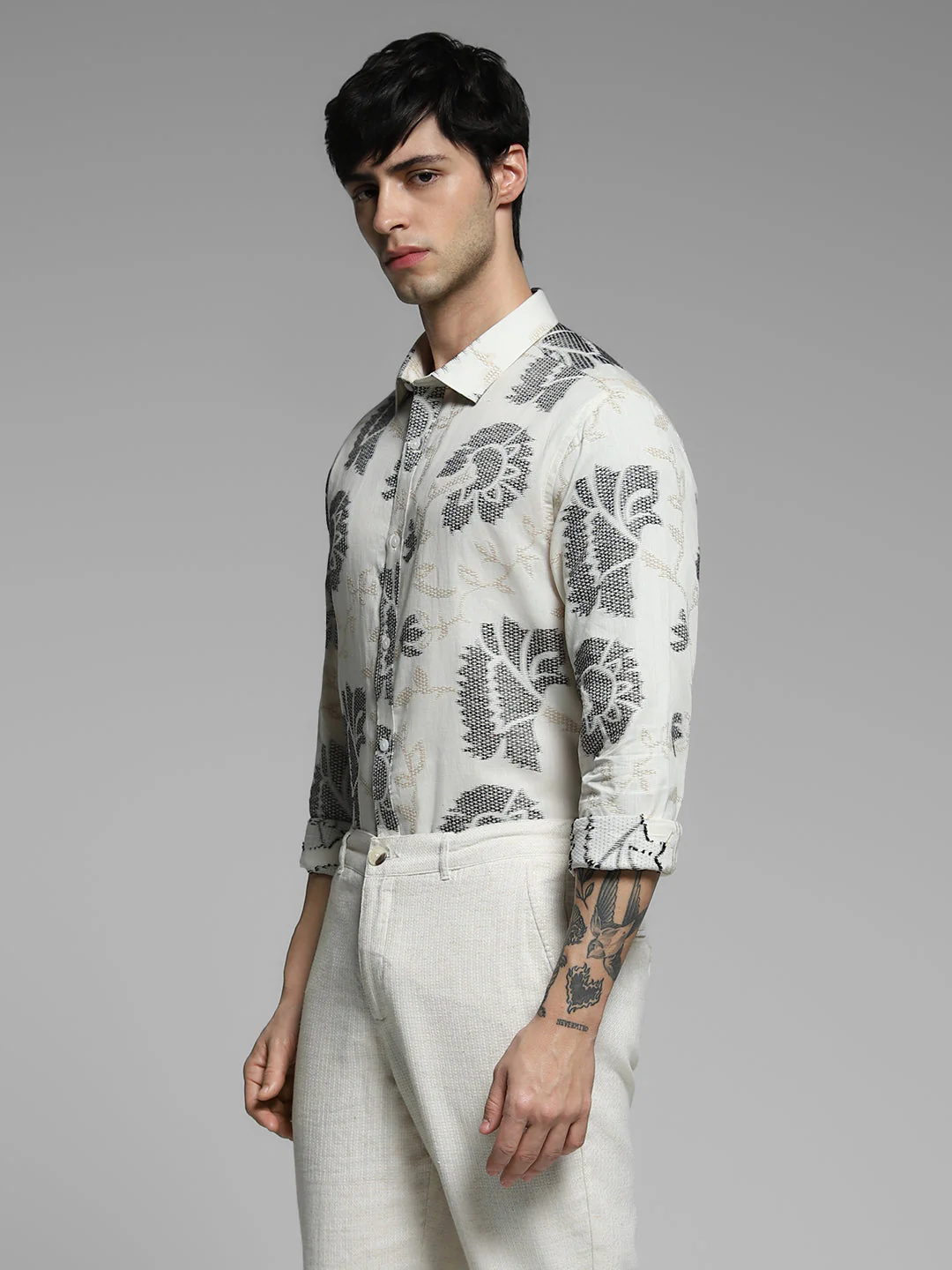 Men Off White Cotton Jacquard Geometric Slim Fit Shirt - Image 3
