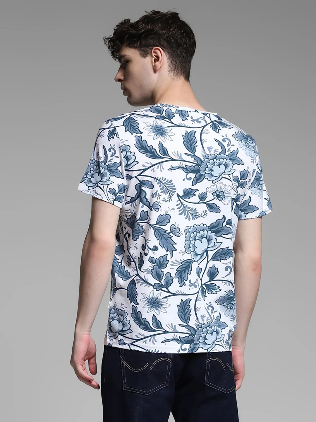 White Printed Crew Neck T-shirt - Image 4