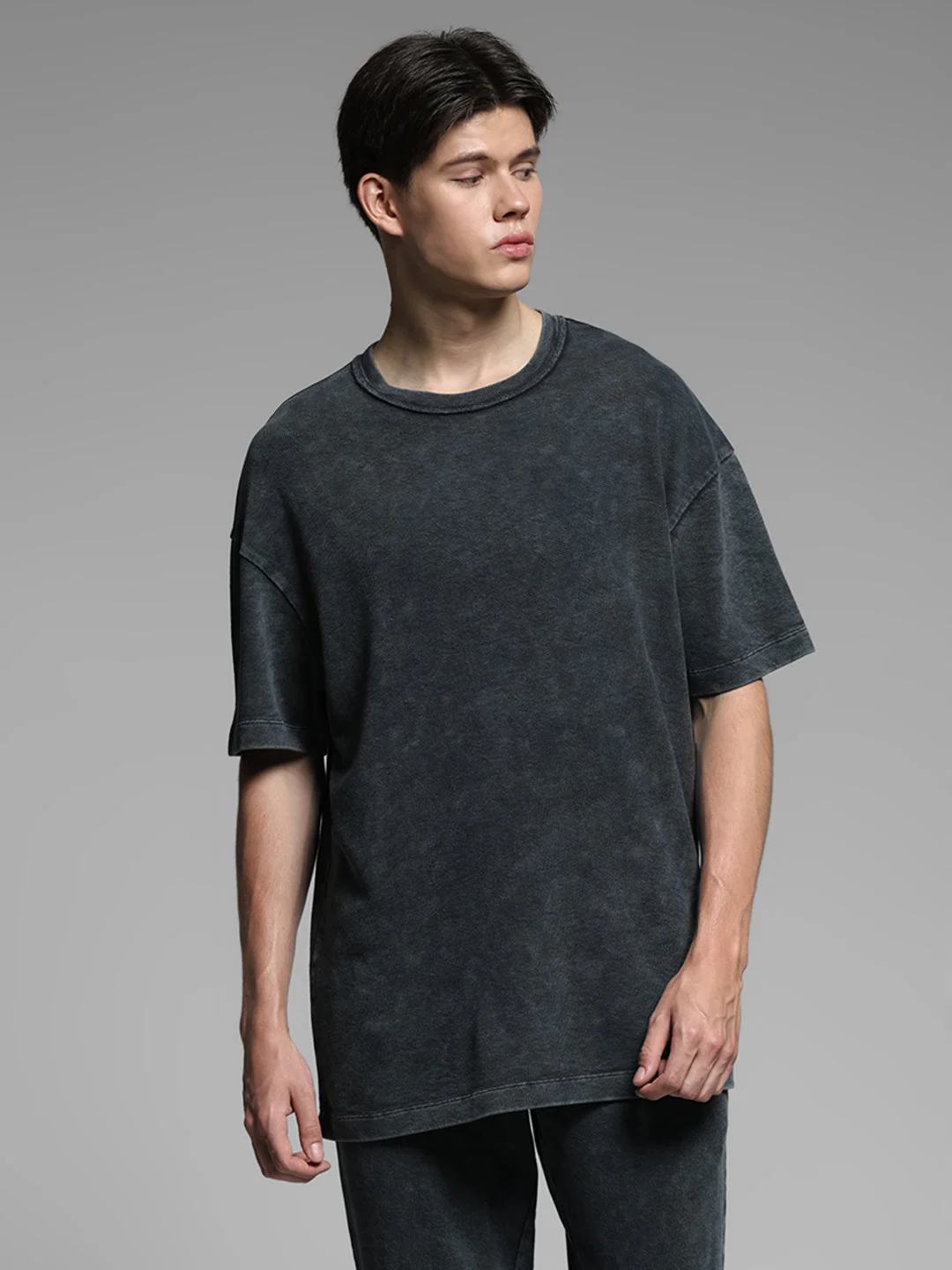 Black Cotton Oversized T-shirt - Image 2