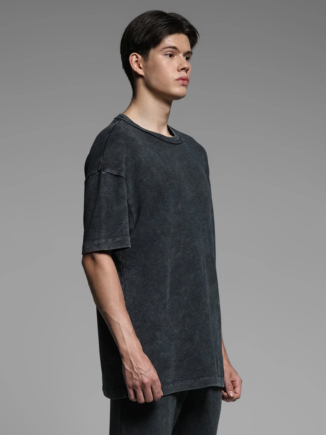 Black Cotton Oversized T-shirt - Image 3
