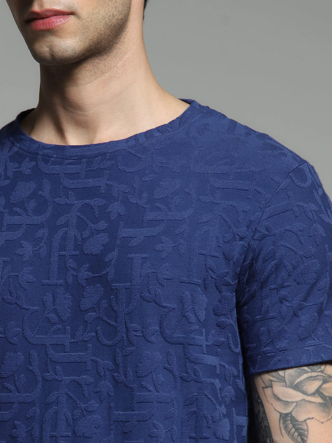 Men's Navy Blue Jacquard Crew Neck Regular Fit T-Shirt - Image 5