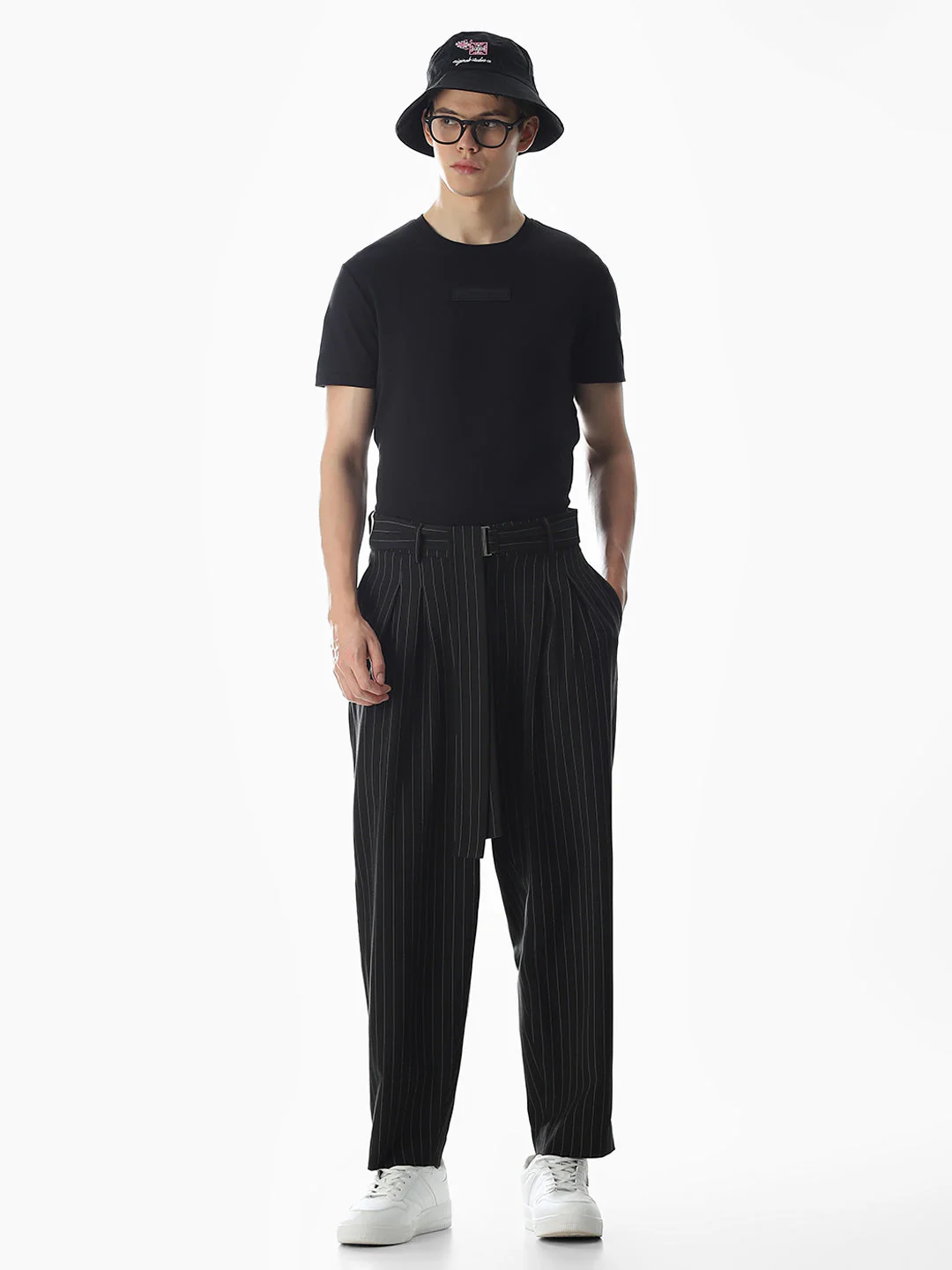 Slim Fit Crew Neck T-shirt - Black - Image 6