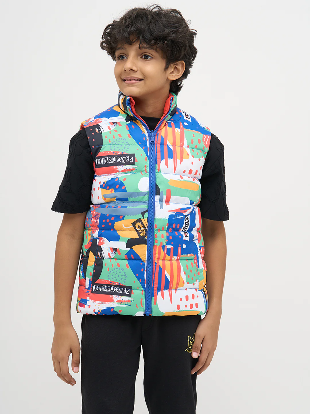 Boys Reversible Abstract Print Puffer Jacket With High Neck - Image 2