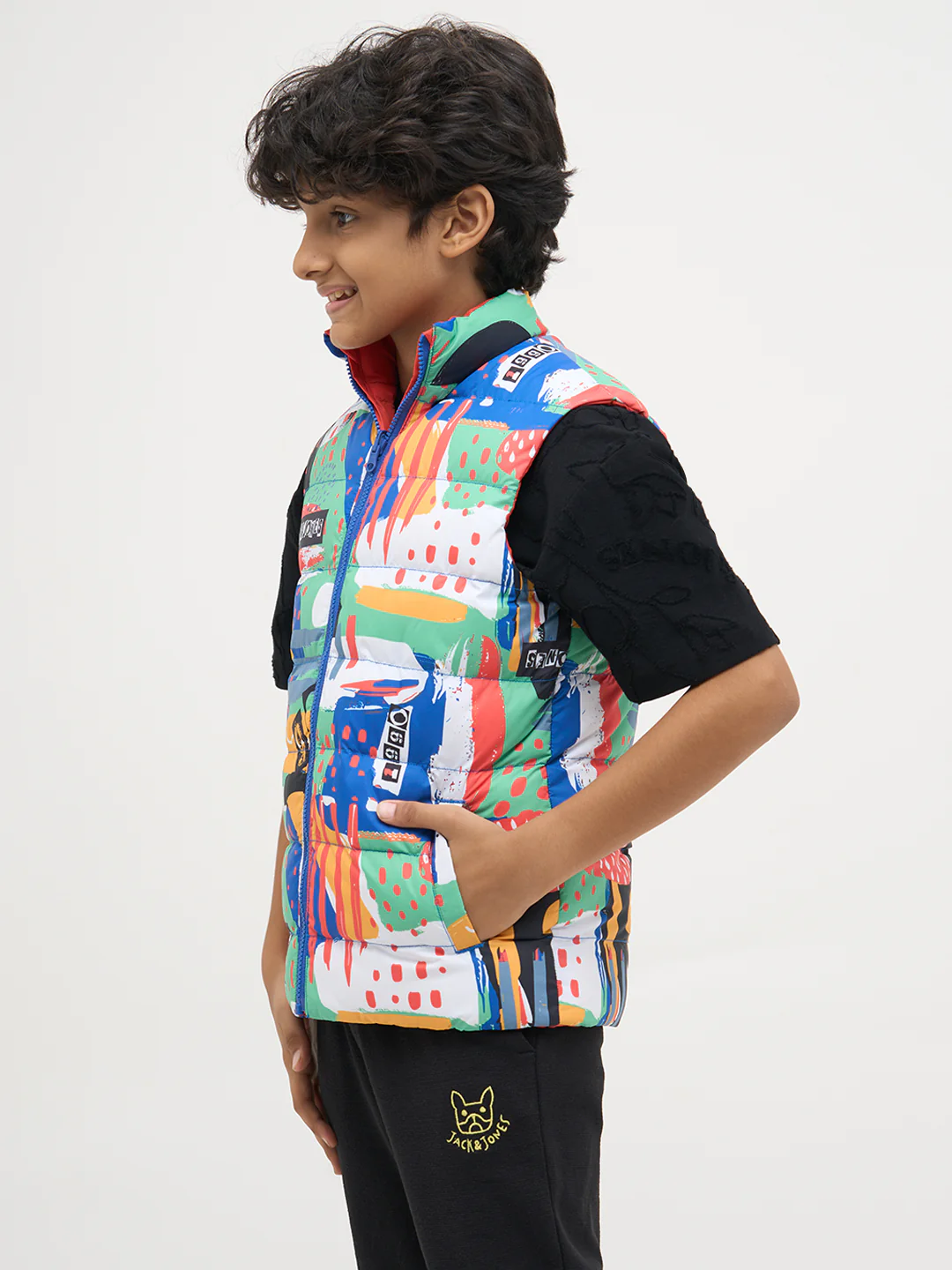 Boys Reversible Abstract Print Puffer Jacket With High Neck - Image 4