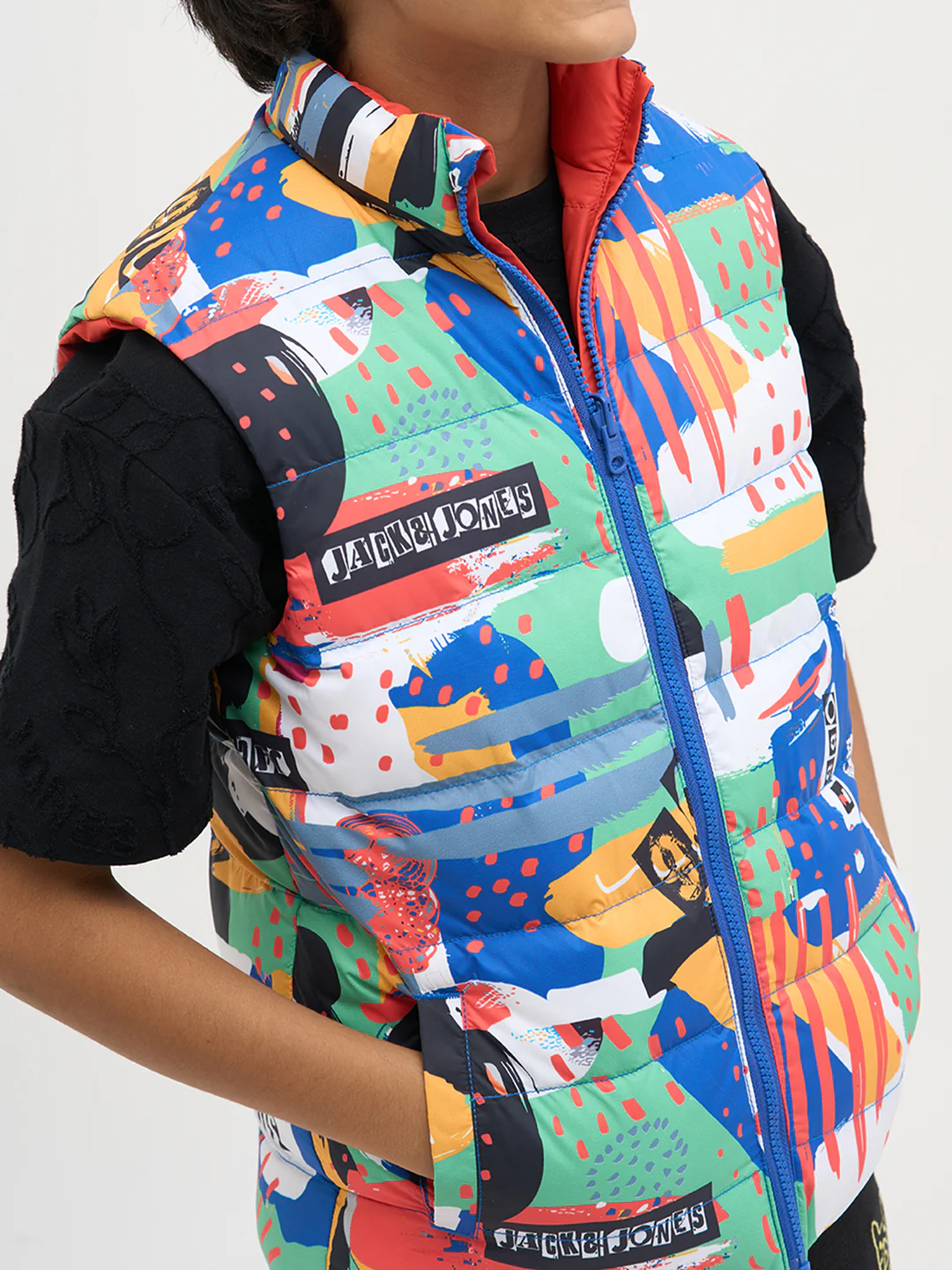 Boys Reversible Abstract Print Puffer Jacket With High Neck - Image 8