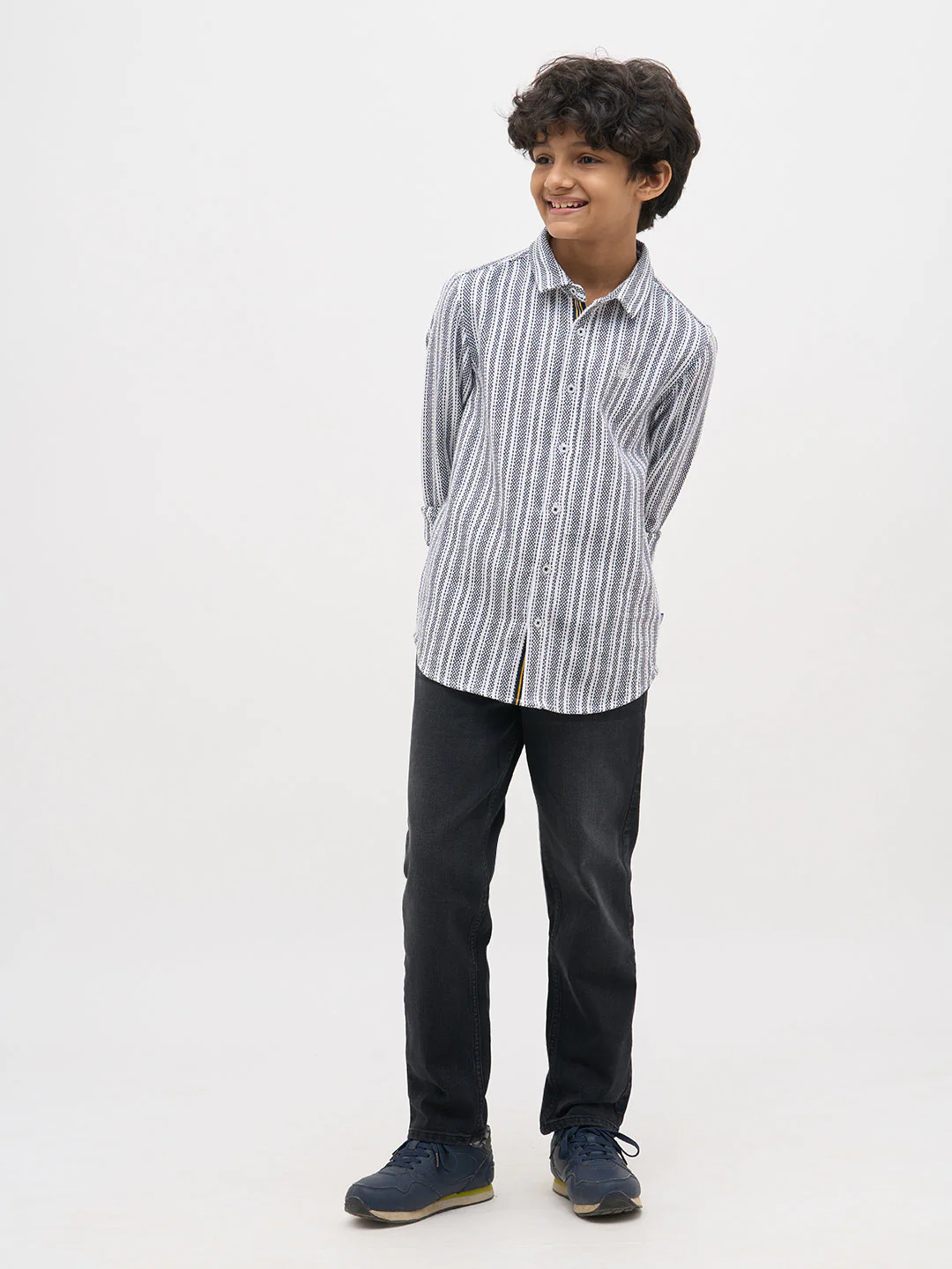White Jacquard Striped Shirt - Image 5