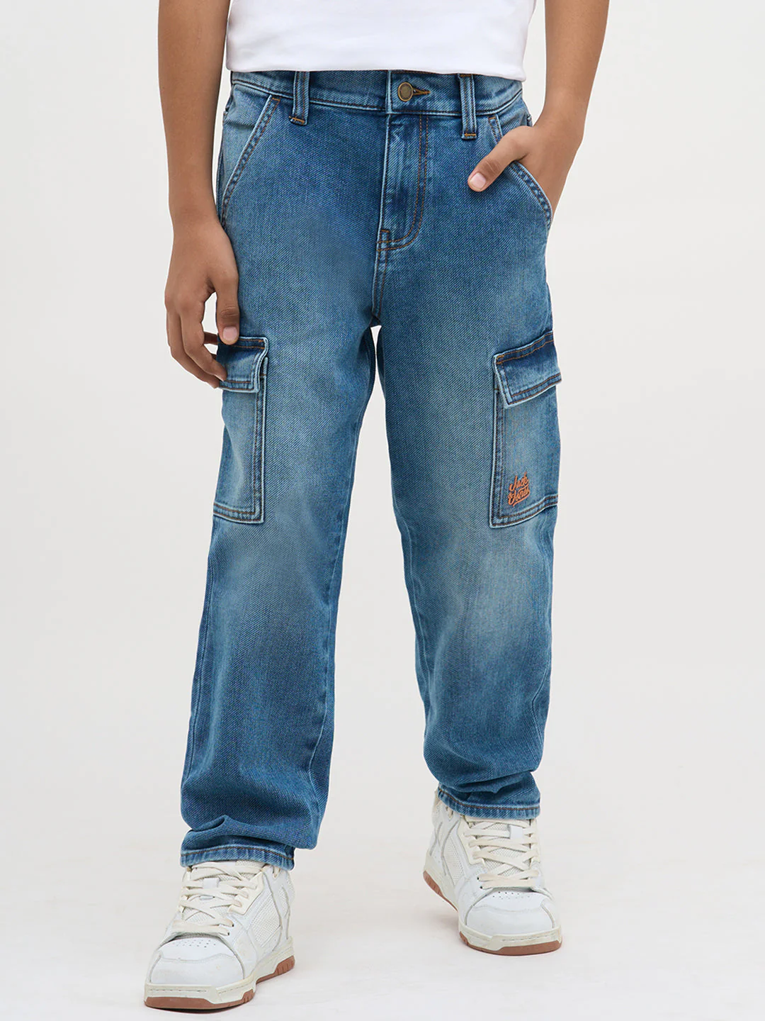 Light Blue Washed Loose Fit Jeans - Image 2